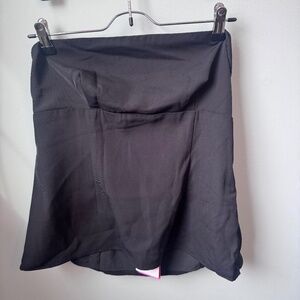 Beginning boutique Layi Black Strapless Top Size 8